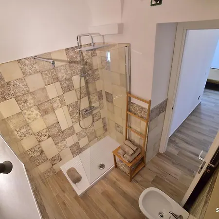 Suite Varigotti 住宿加早餐酒店 瓦里格提