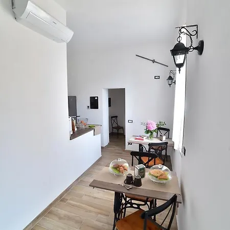 住宿加早餐酒店 Suite Varigotti 瓦里格提