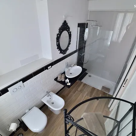 Suite Varigotti Alojamento de Acomodação e Pequeno-almoço 3*